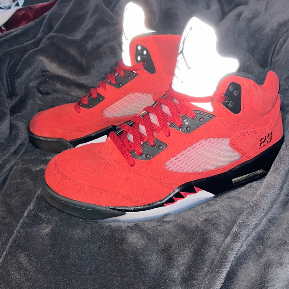 Air Jordans Raging Bull 5’s